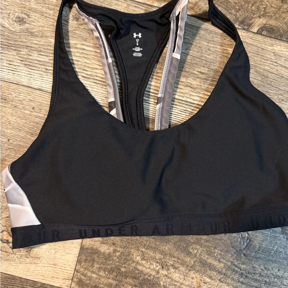 LG Women's Black and White Sports Bra